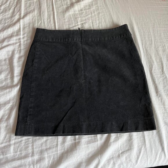 Banana Republic Dresses & Skirts - Black Mini Skirt Banana Republic